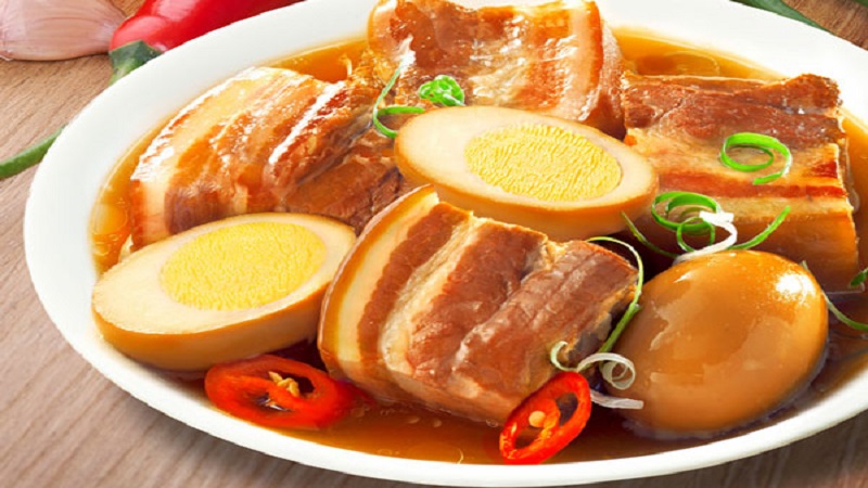 Thịt kho hột vịt – 130.000 đồng