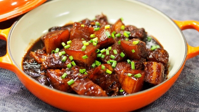 Thịt kho tàu – 100.000 đồng